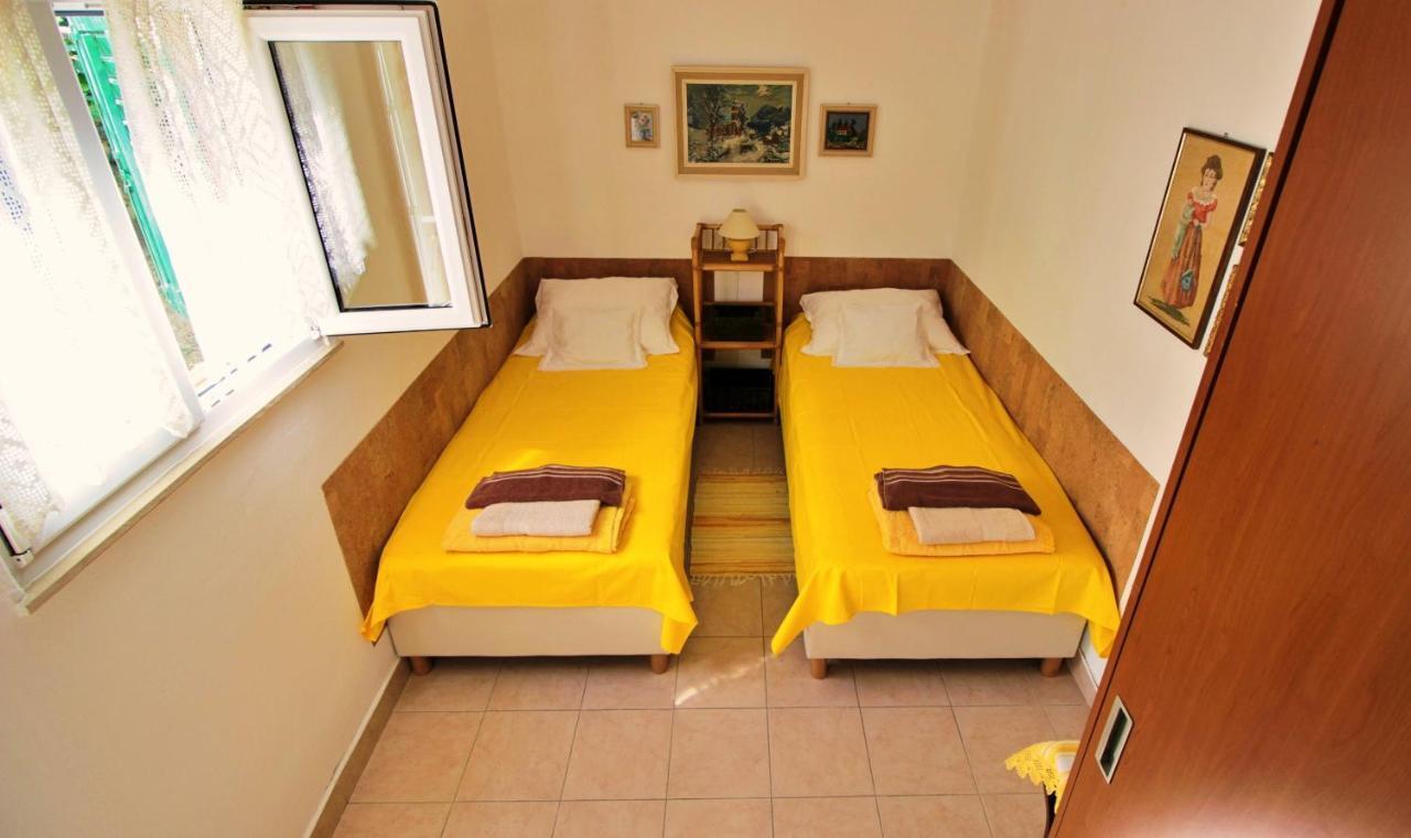 Seaside Apartment Omiš Exteriör bild