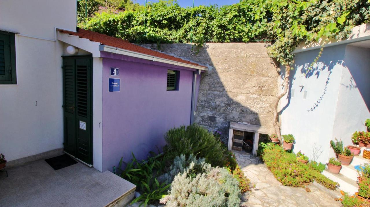 Seaside Apartment Omiš Exteriör bild